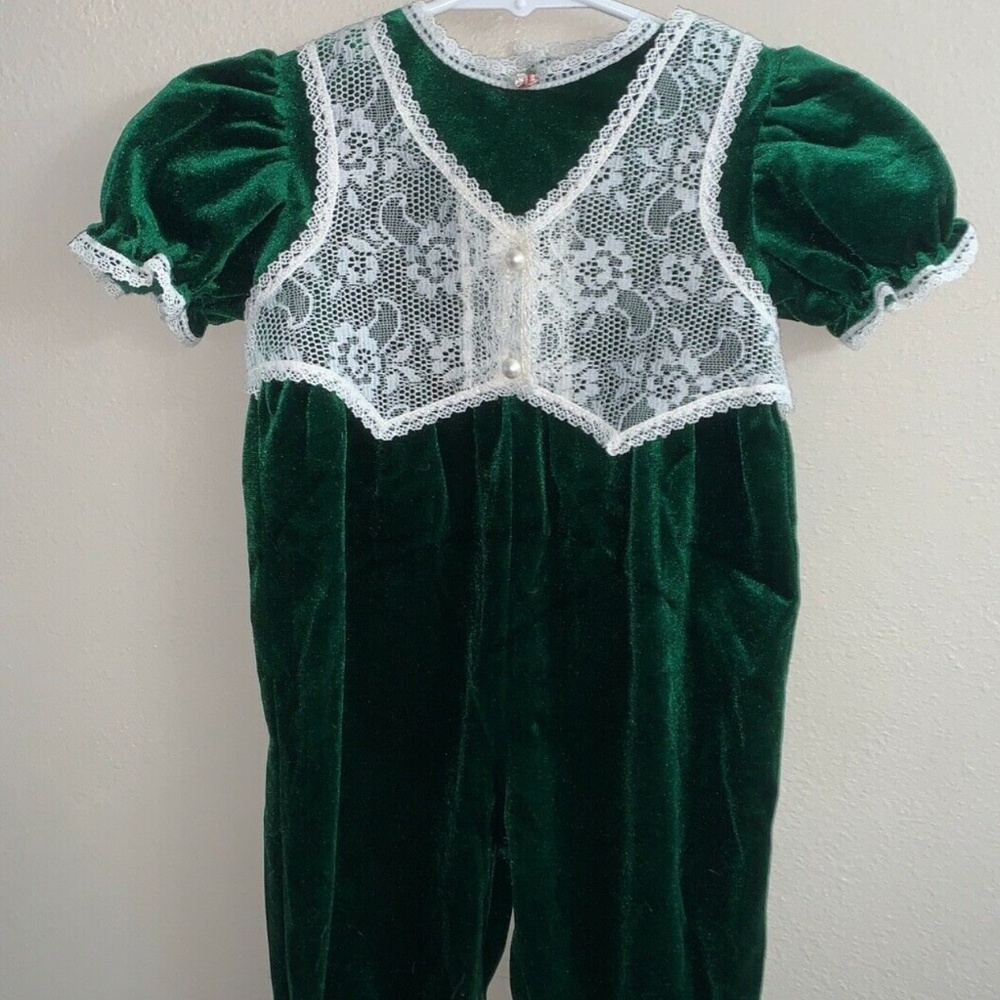 Infant Evy one piece vintage romper size 18mo green velour snap buttons USA